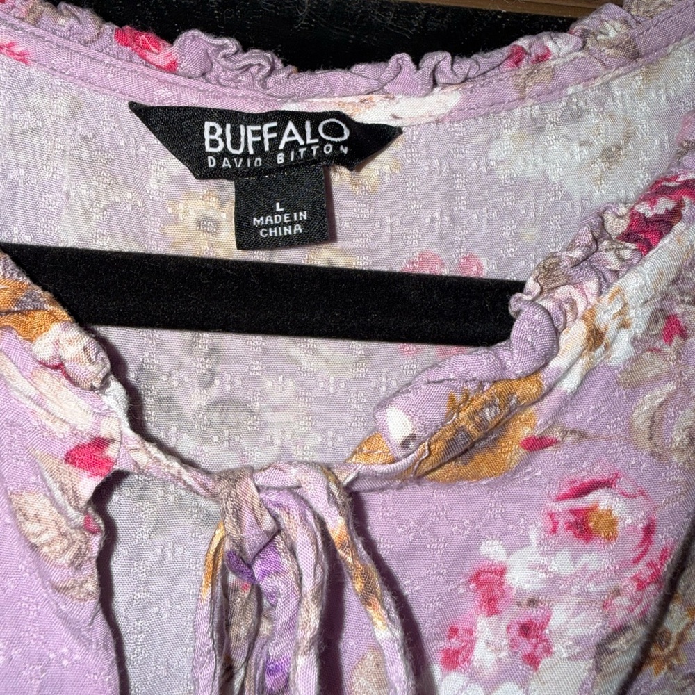 Buffalo David Bitton Floral Blouse in Purple and Pink - Picture 4 of 4